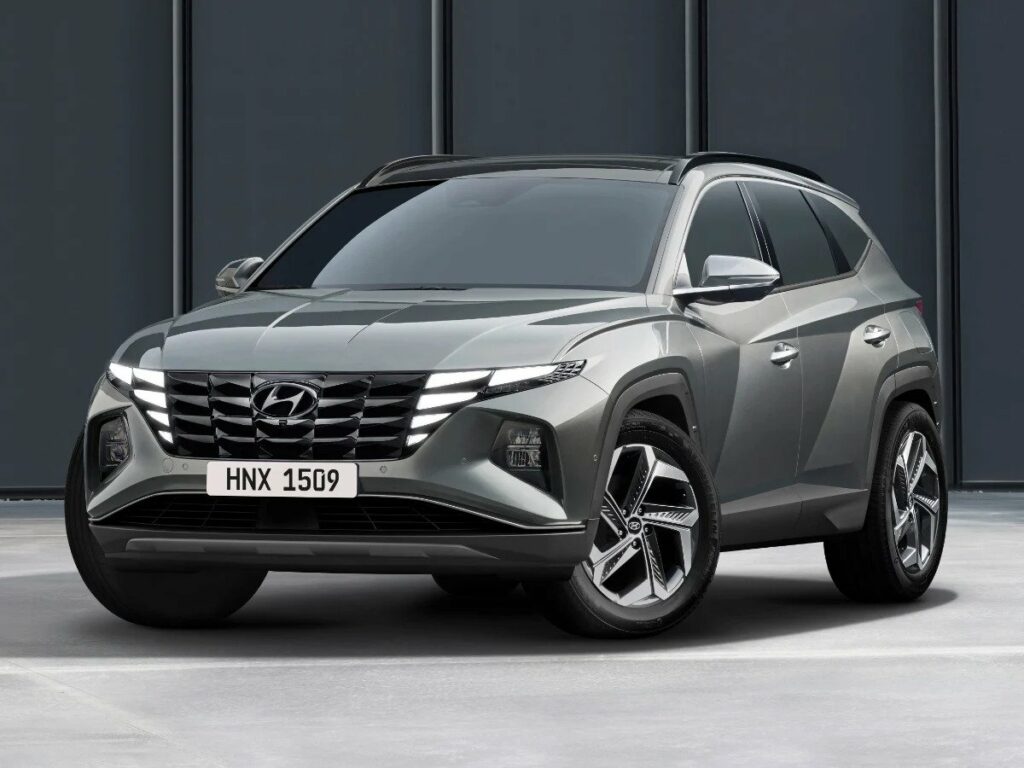 A dark grey 2022 Hyundai Tucson compact SUV.