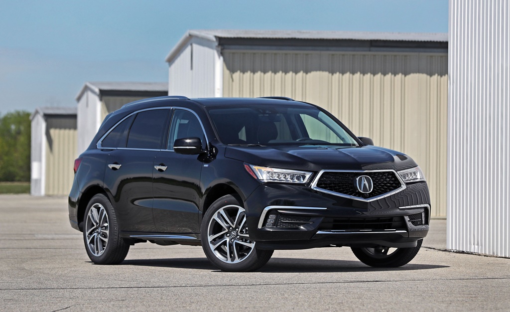 A parked black 2019 Acura MDX