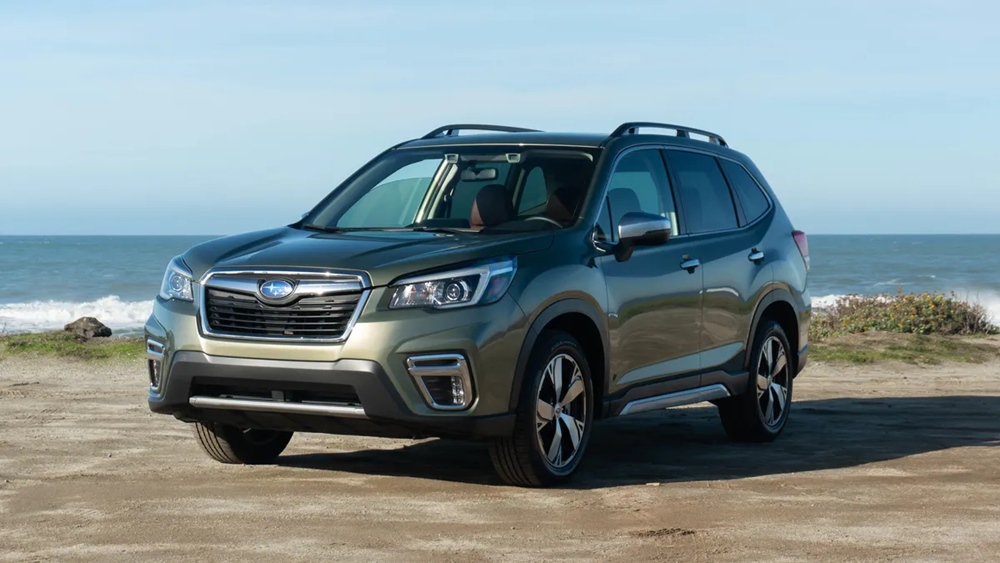 A parked silver 2019 Subaru Forester