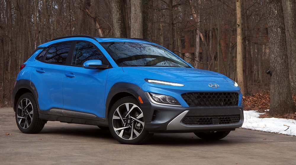 A parked blue 2022 Hyundai Kona