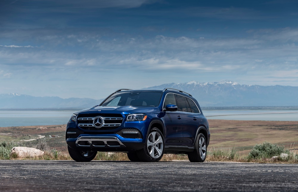 A parked blue 2022 Mercedes Benz GLS class