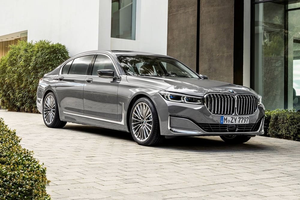 A parked silver 2022 BMW M760i